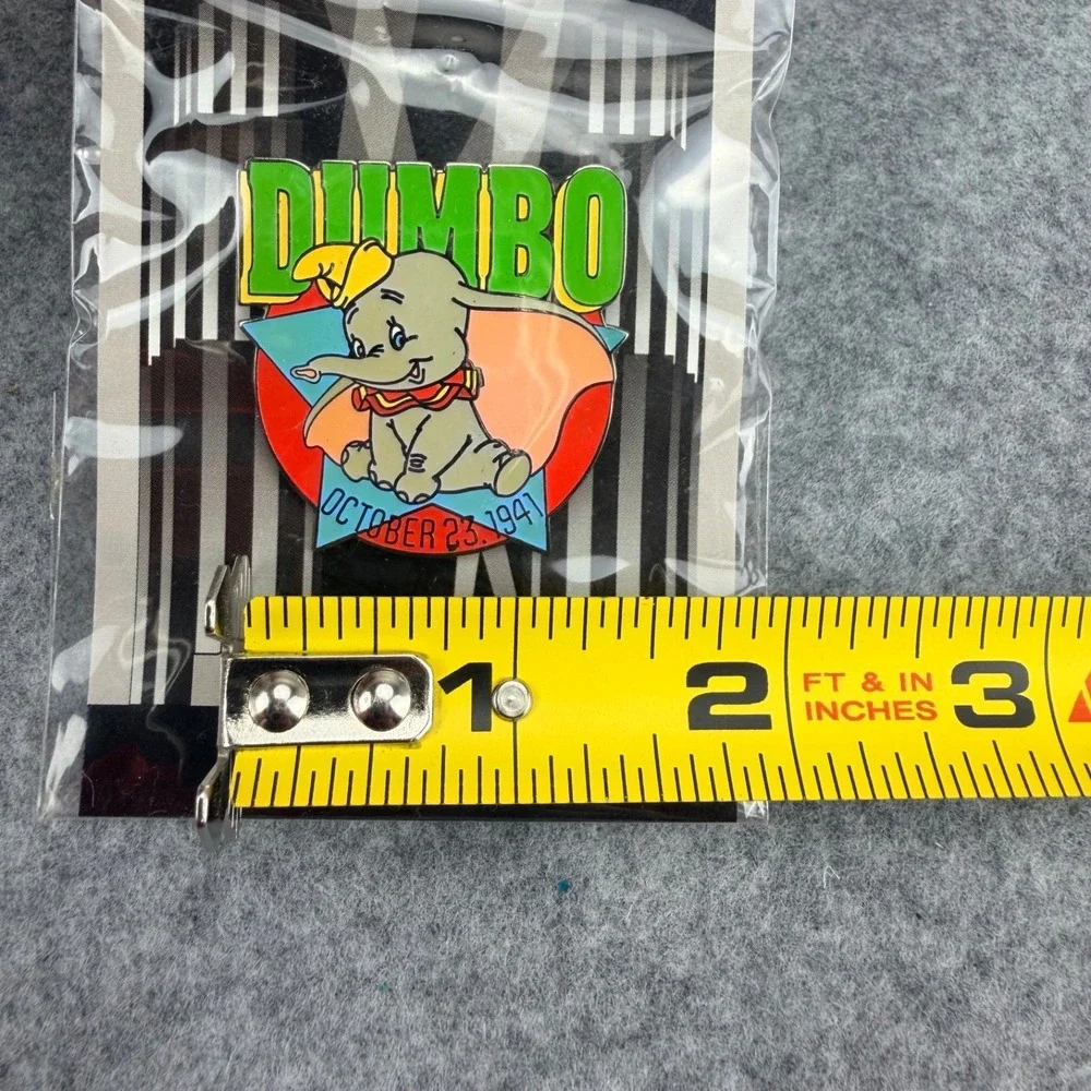 Disney Store Countdown to the Millennium 2000 Dumbo 1941 Pin 70 Pins to Go